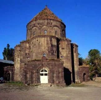 Կարսի Սուրբ Առաքելոց եկեղեցի