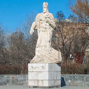 The statue of Tigranes the Great (95–55 BCE) in Yerevan honors one of Armenia’s most powerful kings, whose reign marked the peak of Armenian influence. Sculpted by L. Tokmajyan and designed by architect R. Ohanyan, this marble and granite monument was unveiled in 2004